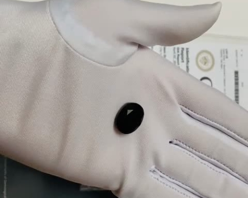Đá Carbon Vô Định Hình Tự Nhiên 5.35 Carats