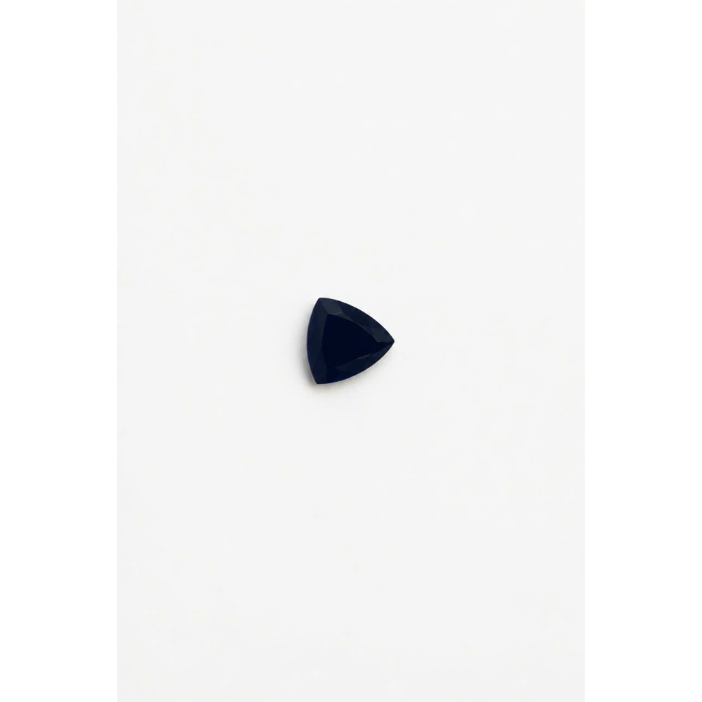 Đá Carbon Vô Định Hình Tự Nhiên 3.98 Carats