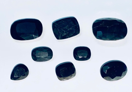 Đá Carbon Vô Định Hình Tự Nhiên 7.25 carats